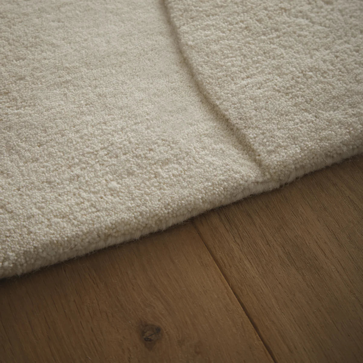 Sculptured Boulder Cream